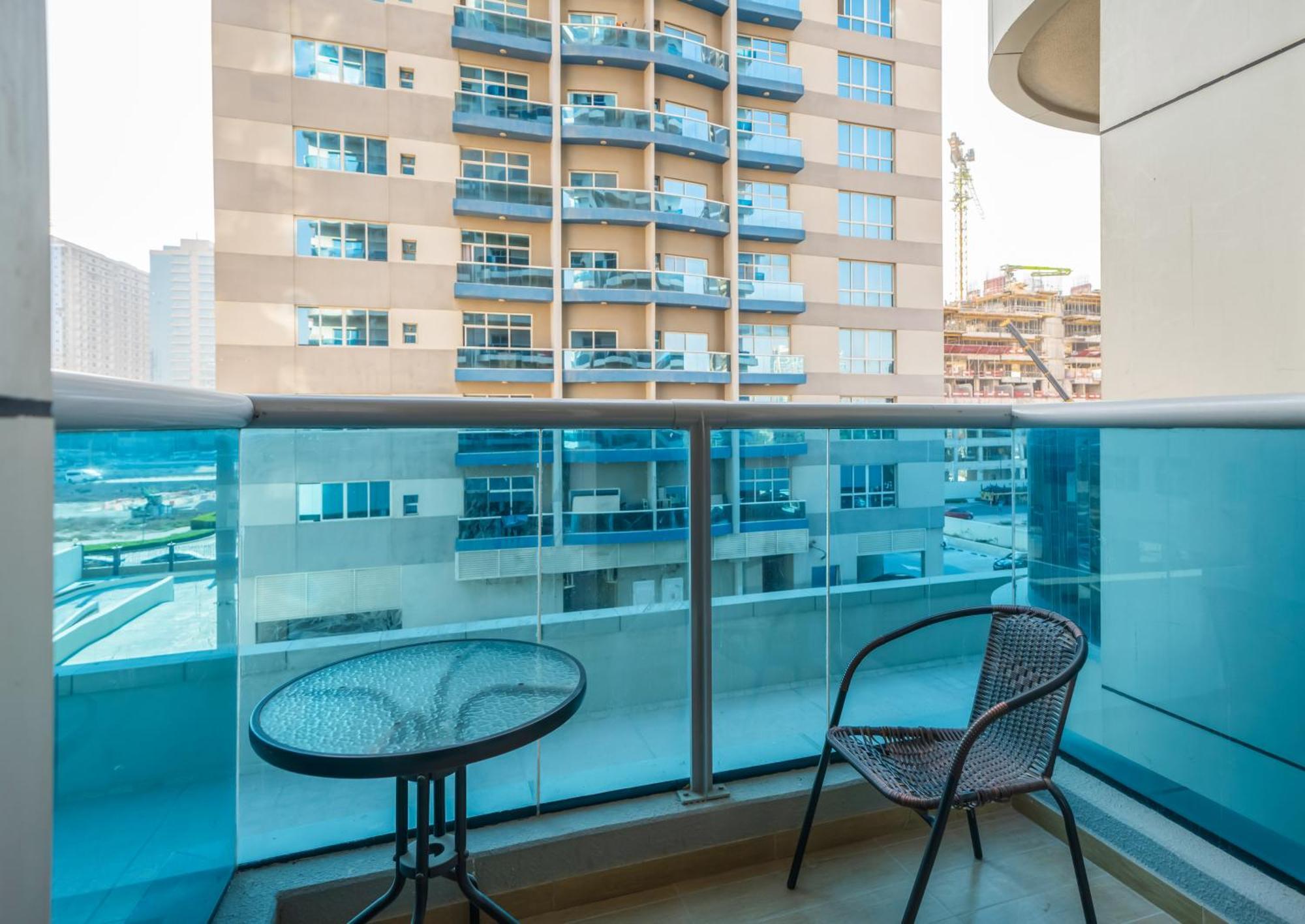 Live Spacious 3Br Apartment All En Suite & Balcony Dubaï Extérieur photo